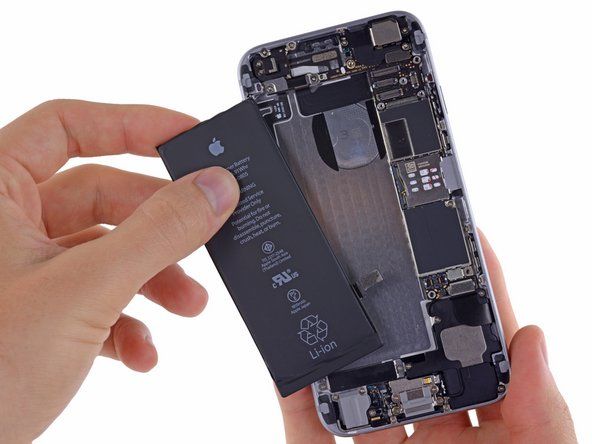 Jak vyměnit baterii zařízení iPhone 6' alt=