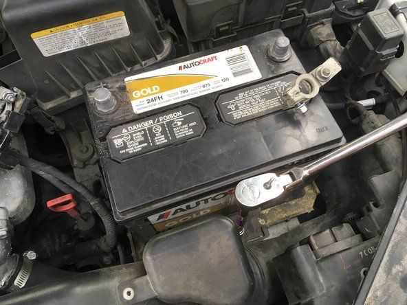Hyundai Sonata Batteriewechsel