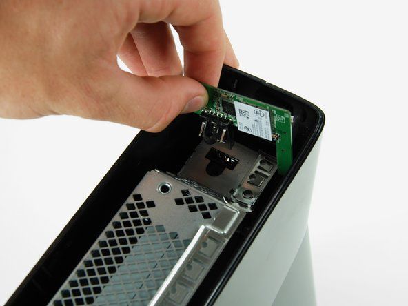 Xbox 360 S Wi-Fi plates nomaiņa
