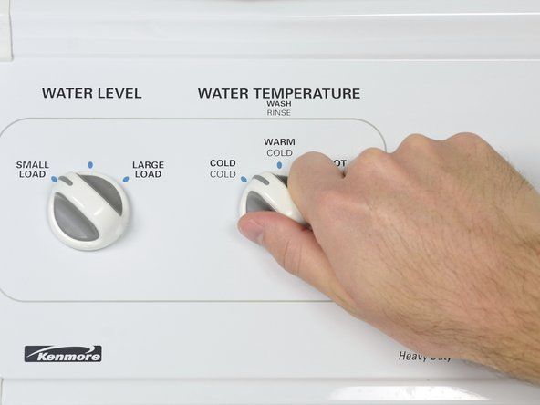 Still vanntemperaturen på vaskemaskinen til kald / kald.' alt=
