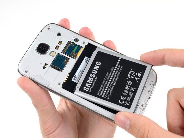 Remplacement de la batterie du Samsung Galaxy S4' alt=