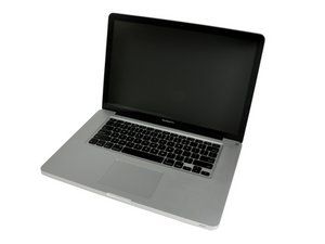 Το MacBook Pro ενεργοποιείται, αλλά έχει μαύρη οθόνη.