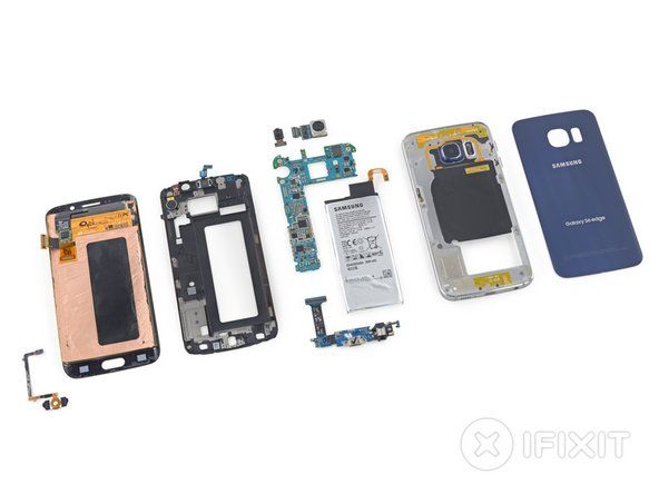 Samsung Galaxy S6 Edge Repairability Score: 3 av 10 (10 er enklest å reparere).' alt=