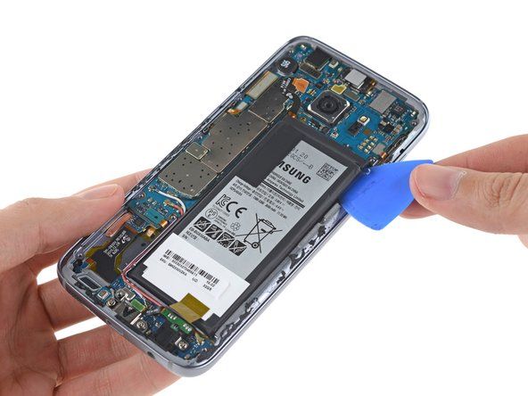 Samsung mendapat beberapa kekurangan daripada pengguna kerana mengurangkan kapasiti bateri pada tahun lalu' alt=