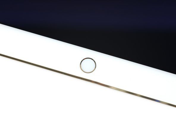 Sebagai tambahan kepada nombor model baru, iPad Air 2 memperkenalkan Touch ID ke dalam keluarga iPad.' alt=