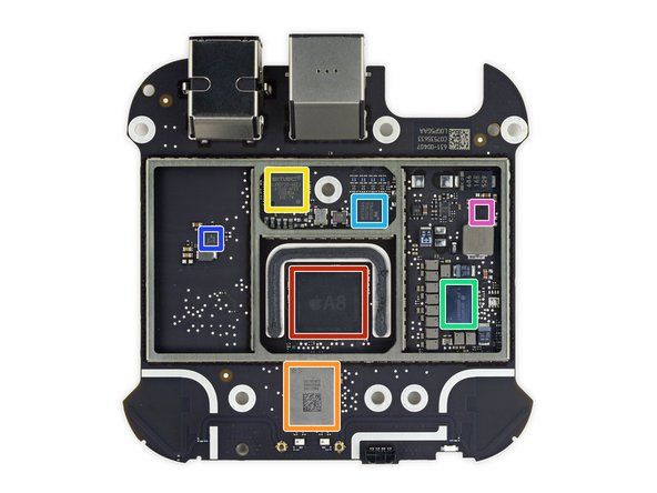 Apple A8 APL1011 SoC, med SK Hynix H9CKNNNBKTBRWR-NTH 2 GB LPDDR3 SDRAM' alt=